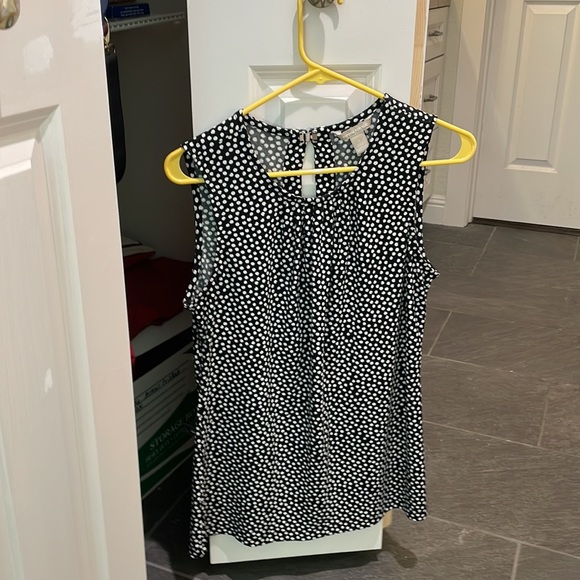 Cute  top. Literally only worn a few times ; no holes, rips or fading. - Picture 2 of 3